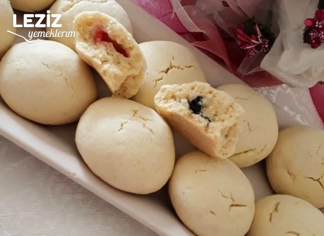 Sürpriz Kurabiye (Ağızda Dağılan Enfes Lezzet)