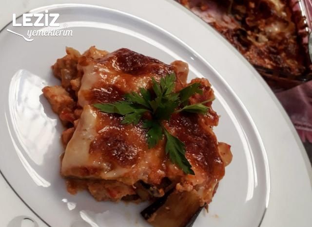 Tavuklu Patlıcan Lazanya