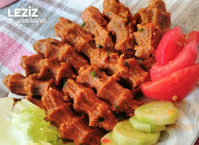 Ceviz Soslu Çiğ Köfte