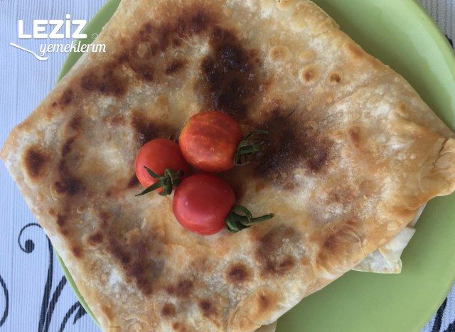Sucuklu Lavaş Gözleme