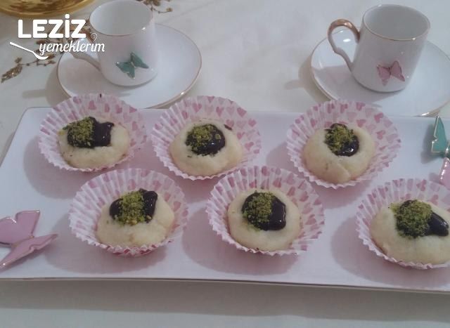 Sütlü İrmik Topları