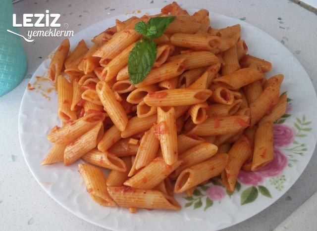 Domates Soslu Penne Rigate