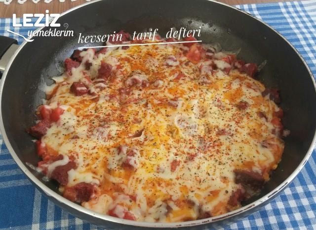 Kaşarlı Yumurtalı Nefis Sucuk Sote