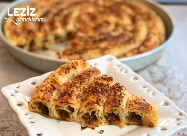 Sodalı Kıymalı Börek Nasıl Yapılır?