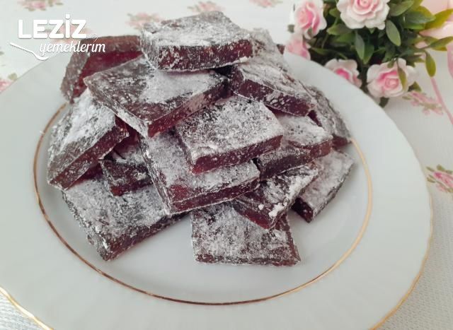 İrmikli Pekmezli Dilme Tatlısı Tarifi