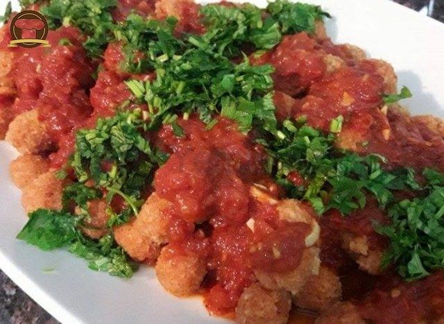 Sarımsaklı Köfte