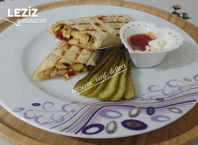 Enfes Ev Yapımı Tavuklu Dürüm