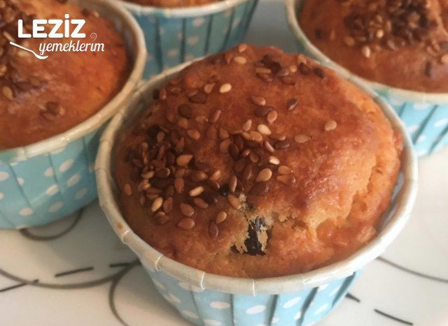 Beyaz Peynirli Ve Zeytinli Muffin