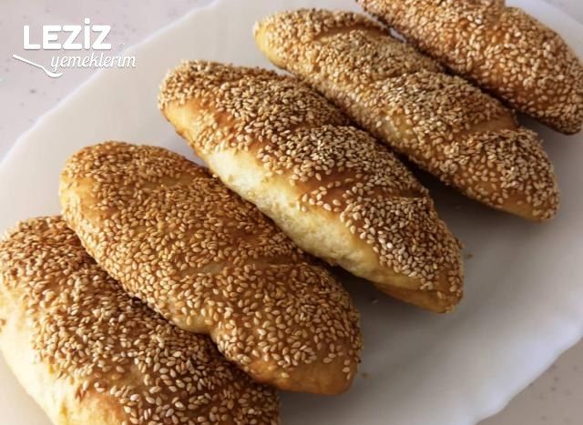 Susamlı Simit Poğaça (Pastane Usulü Mayalı Poğaça)