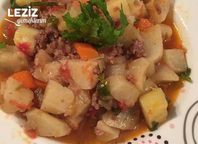 Kıymalı Kereviz Yemeği Tarifi