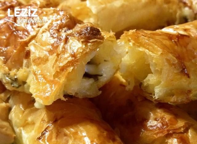 Baklava Yufkasından Çıtır Börek Nasıl Yapılır?