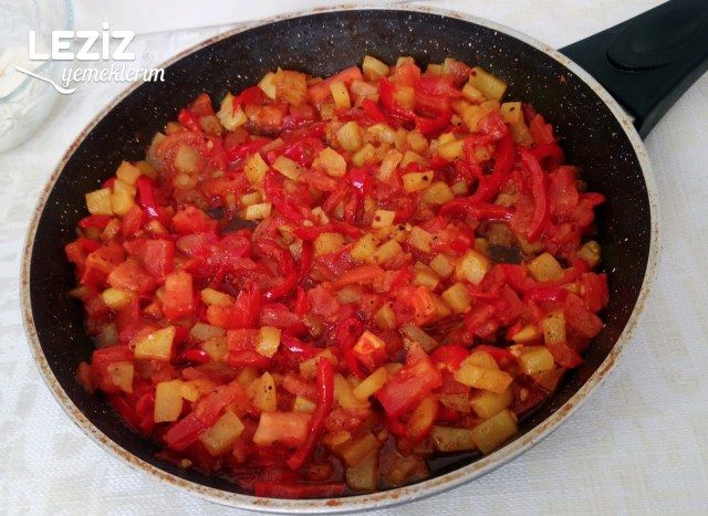 Patatesli Menemen