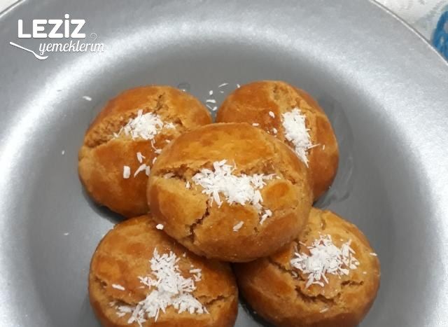 Pastane Usulü Nefis Şekerpare Tarifi