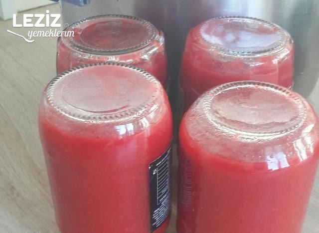 Domates Kabuğundan Ev Yapımı Kaynatmalık Salça
