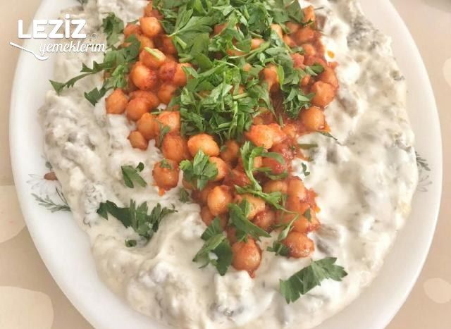 Nohutlu Yoğurtlu Patlıcan Mezesi