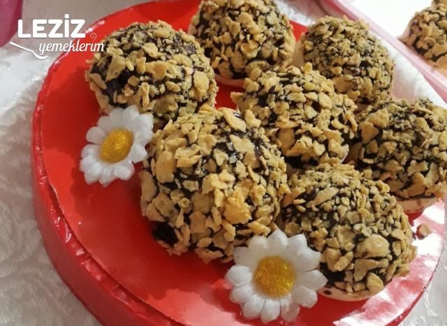 Çikolatalı Mısır Gevrekli Kurabiye