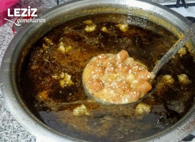Tarhanalı Hamur Dökme Mantısı