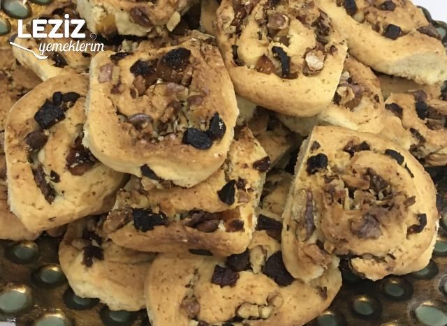 Kuru Kayısılı Cevizli Kurabiye