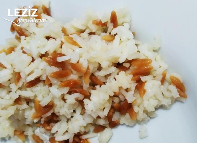 Tavuk Bulyon İle Pirinç Pilavı Yapımı