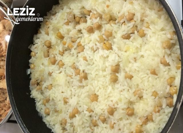 Nohutlu Pirinç Pilavı Tarifi, Nasıl Yapılır