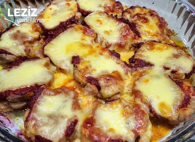 Kaşarlı Soslu Tavuk Tarifi