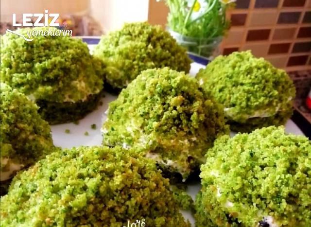 Ispanaklı Mini Köstebek Pasta Tarifi