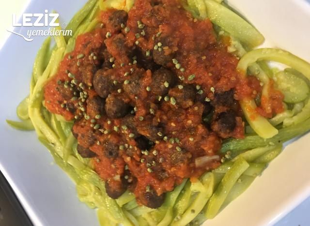 Köfteli Kabak Makarna Tarifi