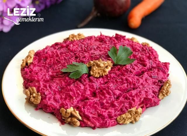 Yoğurtlu Havuçlu Cevizli Pancar Salatası Tarifi