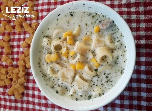 Ekşi Soslu Mısırlı Makarna Çorbası