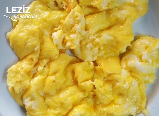 Kaşarlı Omlet Tarifi