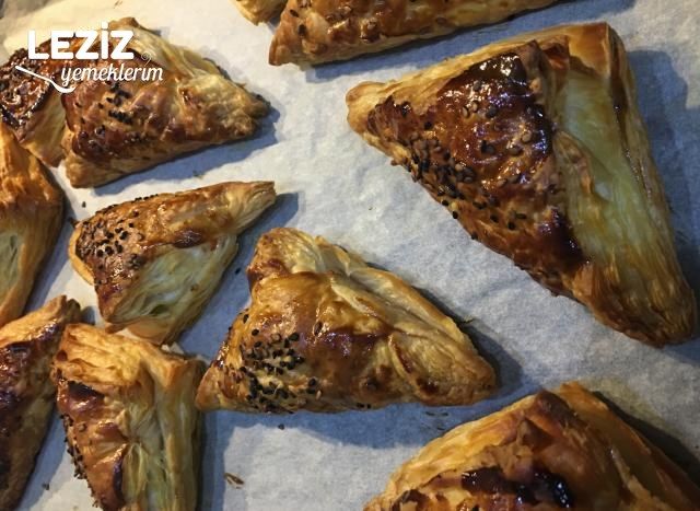Sosisli Milföy Börek Tarifi, Nasıl Yapılır