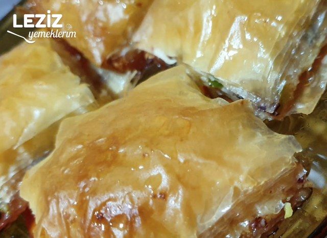 Şanlıurfa Usülü Çıtır Çıtır Katmer
