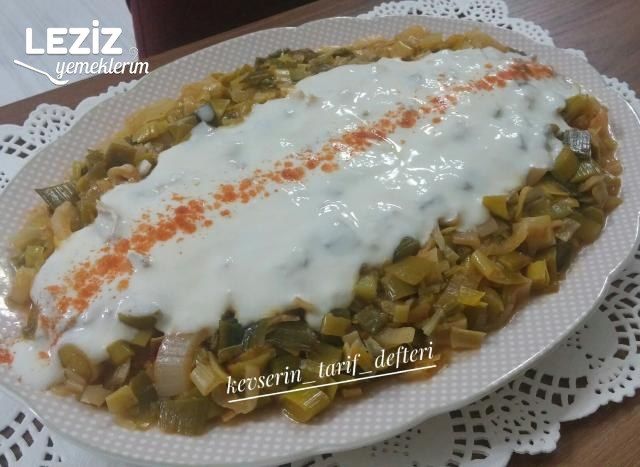 Yoğurtlu Pırasa Kavurması