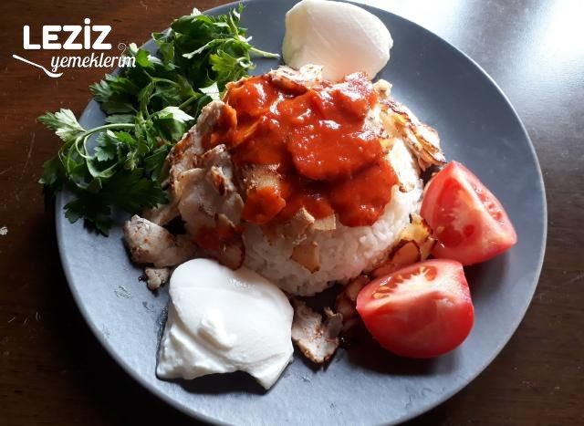 Pilav Üstü Soslu Tavuk Döner Tarifi