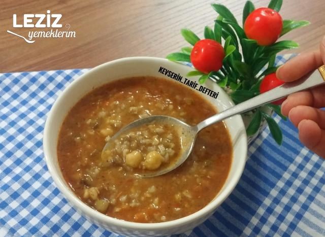 Besleyici Ve Doyurucu Köy Çorbası