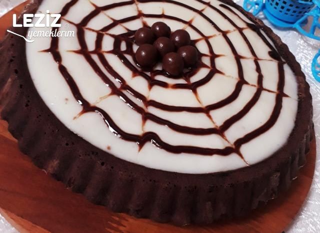 Muhallebili Tart Kek Tarifi (Yaş Pasta Lezzetinde)