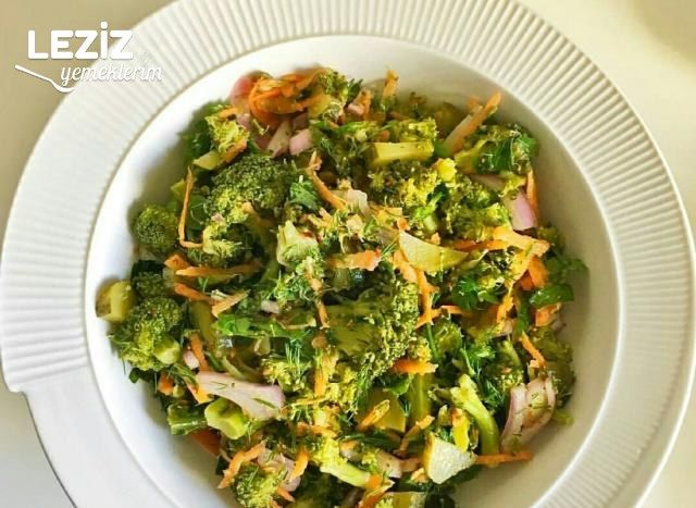 Sağlıklı Leziz Brokoli Salatası