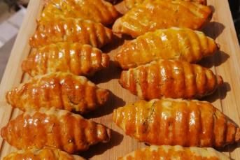 Dereotlu Kıyır Kıyır Poğaça Yapımı