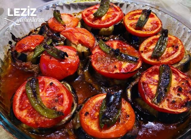 Kıymalı Patlıcan Kule Nasıl Yapılır