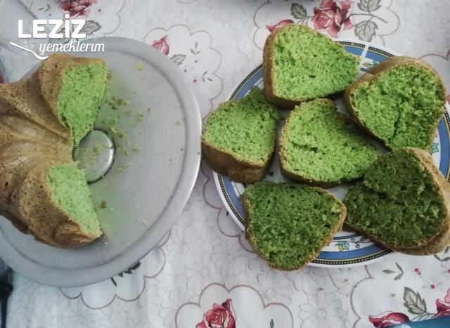 Ispanaklı Kekin Yapılışı