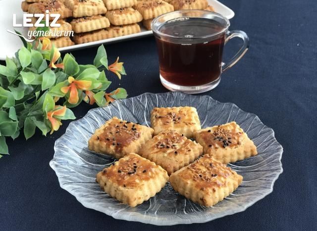 Bayatlamayan Tuzlu Kurabiye Nasıl Yapılır