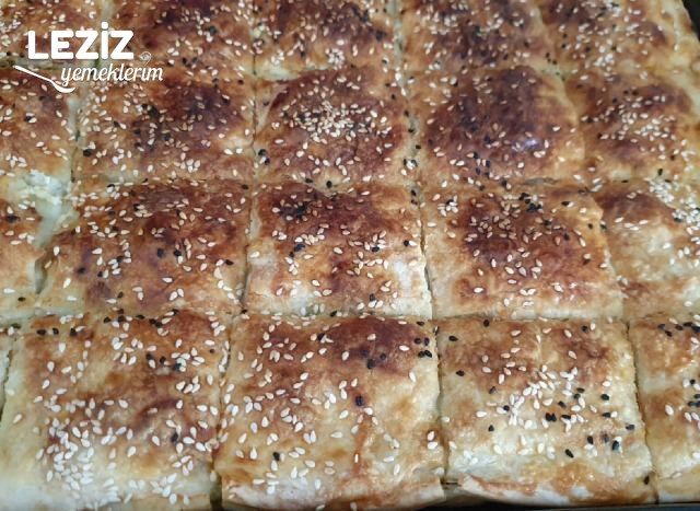 Hazır Yufkadan Nefis Peynirli Börek