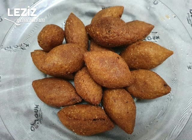Urfalı'dan İçli Köfte Tarifi