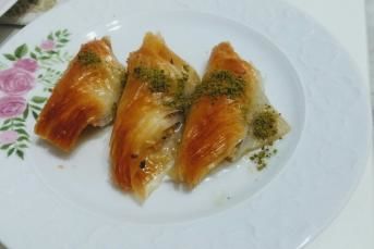 Evde Kolay Şöbiyet Tatlısı Tarifi