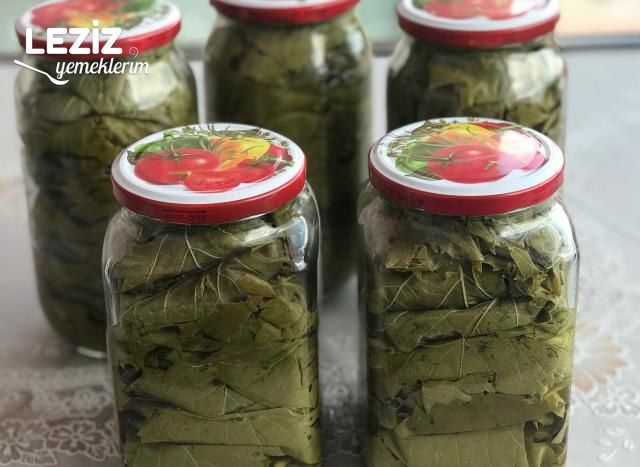 Kavanozda Salamura Yaprak