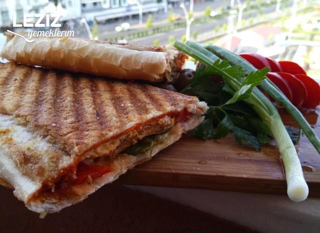 Pizza Tost Tarifi / Atom Tost