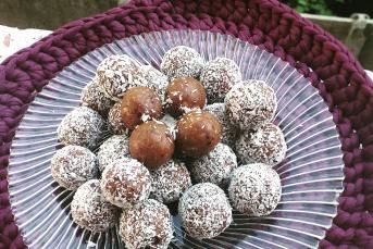 Hurmalı Çikolata Topları