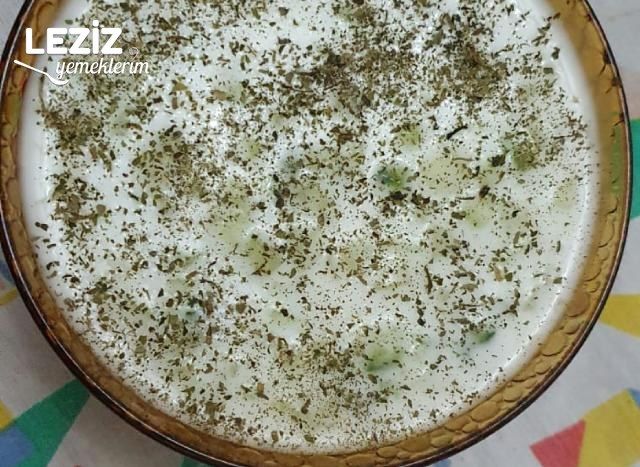 Yaz Aylarında Buz Gibi Cacık