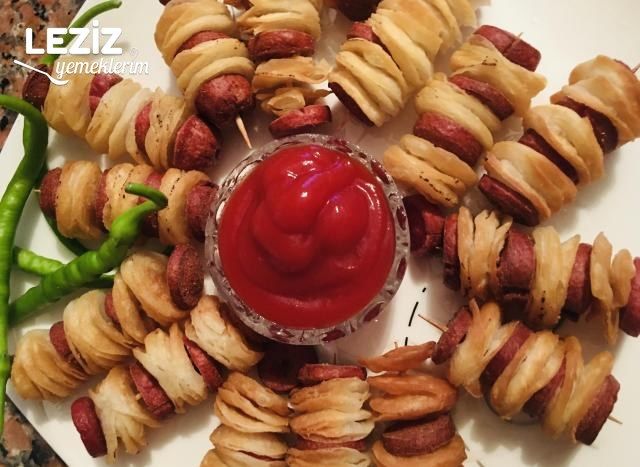 Sosisli Kürdan Böreği Tarifi