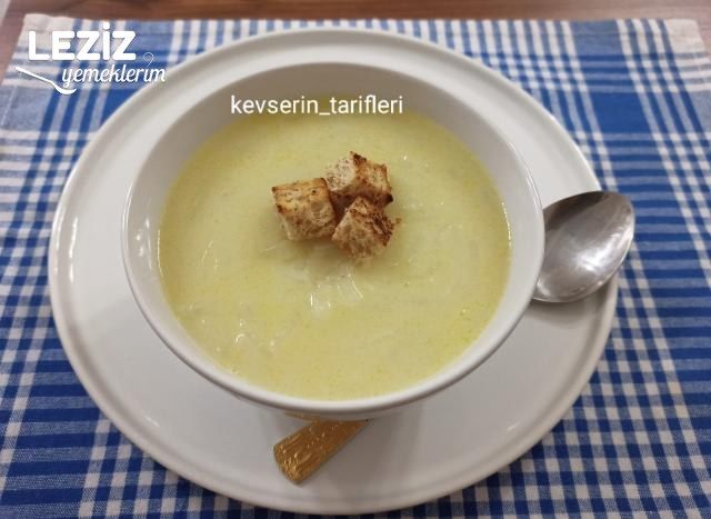 Nefis Soğan Çorbası